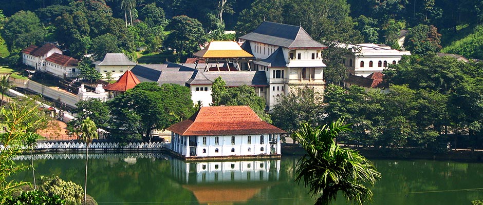 kingdom-ayurveda-resort-sri-lanka-Kandy-temple